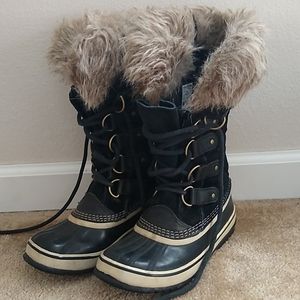Sorel Joan of Arc boots